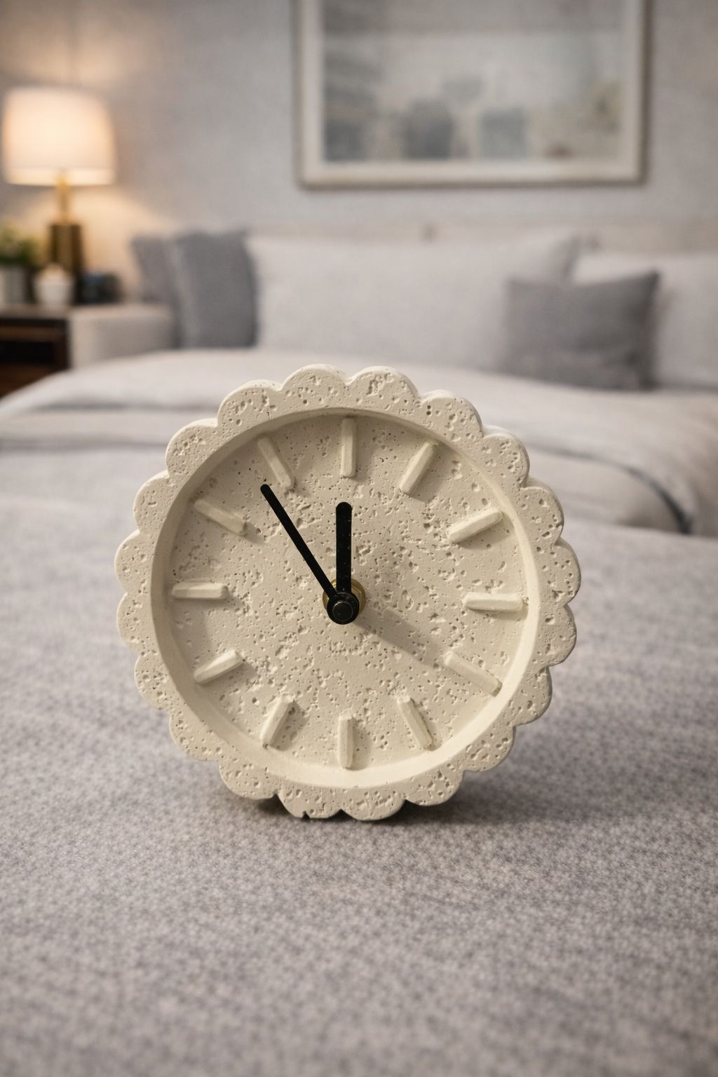 Minimalist Table Clock